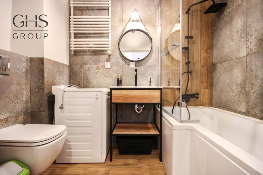 Apartament W Budynku Nad Wisla, Barska 69 คราคูฟ ภายนอก รูปภาพ